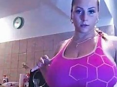 Blonde With Huge Natural Boobs Free Blonde Boobs Porn Video